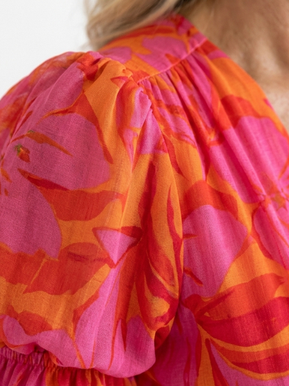 Willow™ | Vestido midi floral con escote en V y mangas abullonadas
