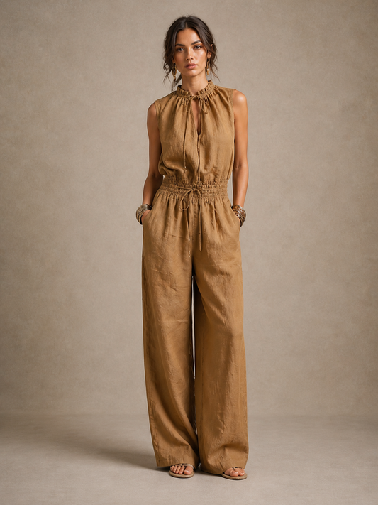 Zenaide | Mono color camel con cuello alto anudado y pierna amplia