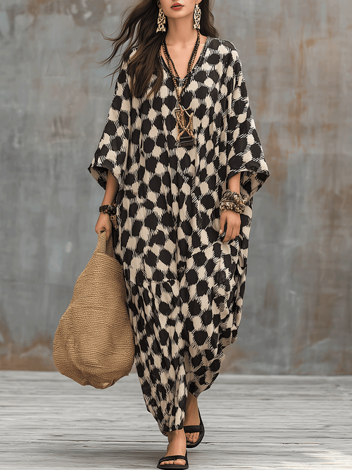 Vestido maxi caftán de inspiración bohemia con lunares y corte holgado