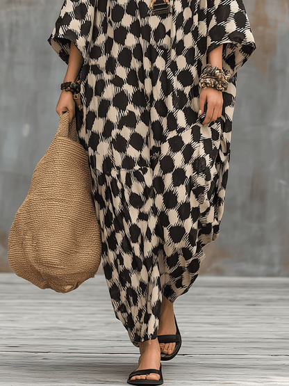 Vestido maxi caftán de inspiración bohemia con lunares y corte holgado