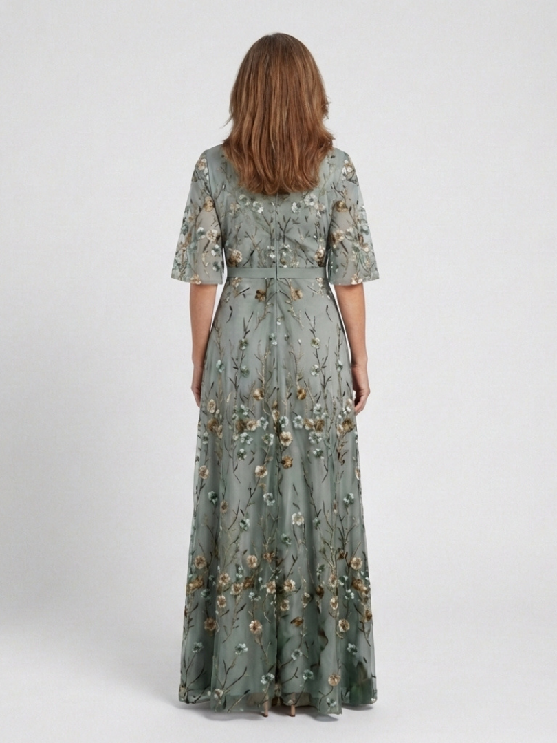 Evadne™ | Vestido maxi floral de manga corta con escote en V