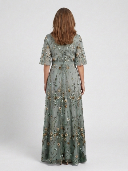 Evadne™ | Vestido maxi floral de manga corta con escote en V