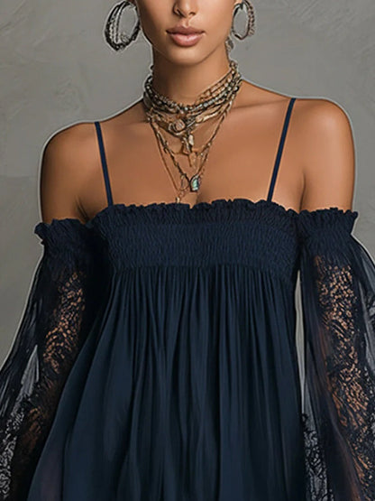 Noemi | Vestido mini en chiffon azul navy con hombros descubiertos y encaje